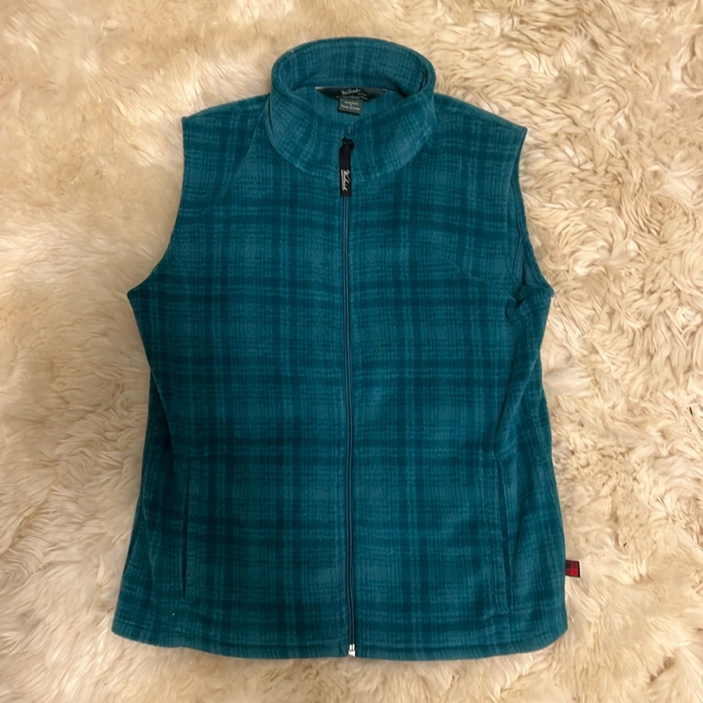 Woolwich Women’s Vest. Size Small. Color Teal.